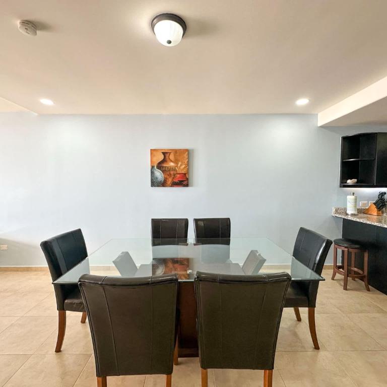 Wake Up to Ocean Views in this 2BR Condo - Apartment - 8