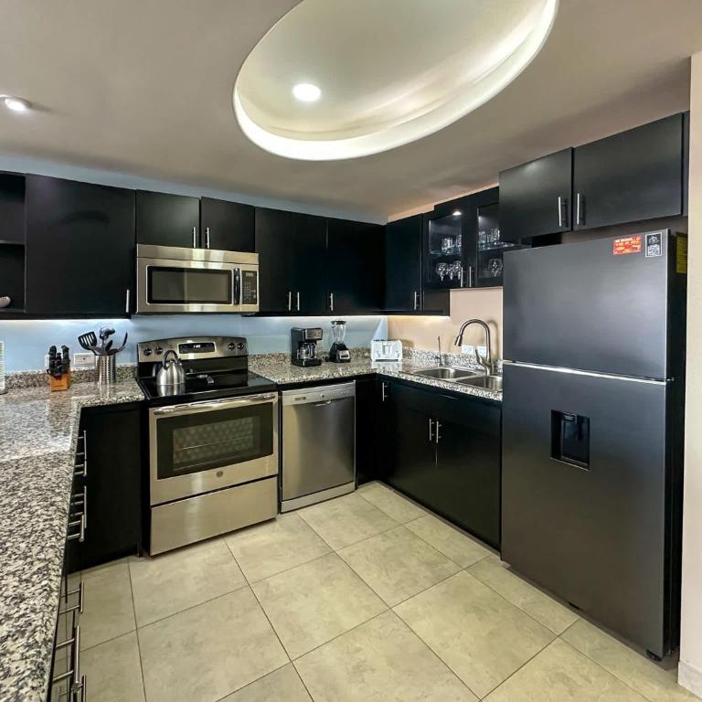 Wake Up to Ocean Views in this 2BR Condo - Apartment - 17
