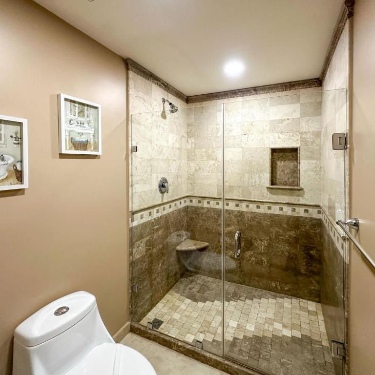 Wake Up to Ocean Views in this 2BR Condo - Apartment - 32