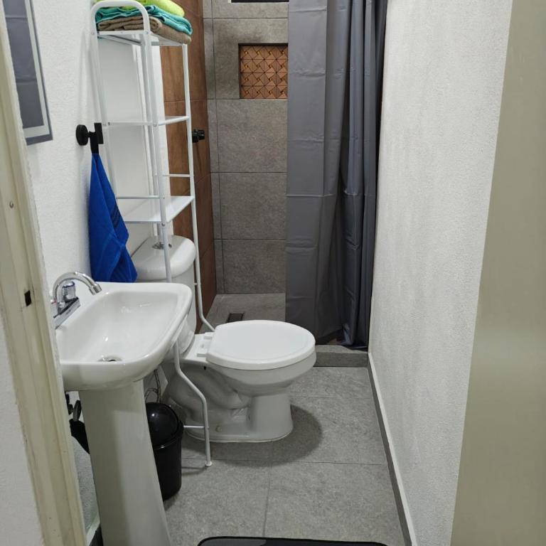 Departamento en Cancun - Three-Bedroom Apartment - 16
