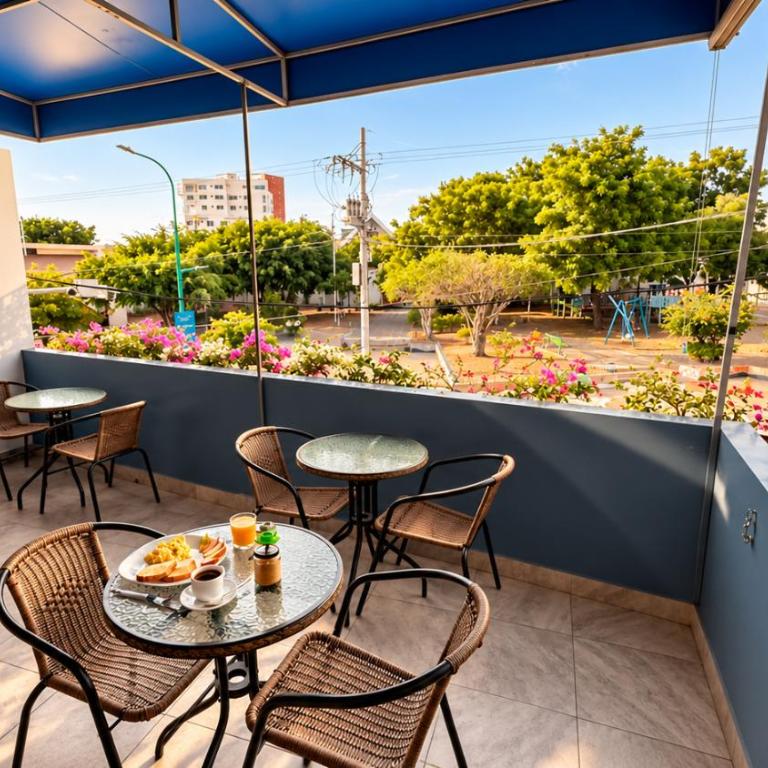 Park View Hostel & Suites - Double Room with Private Bathroom - 24