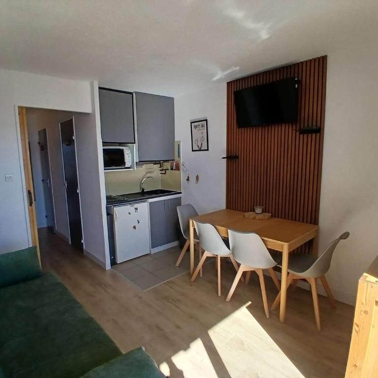 Appartement 2 pièces - 5 pers., balcon sud, L'Alpe d'Huez - FR-1-405-391 - Appartamento - 3