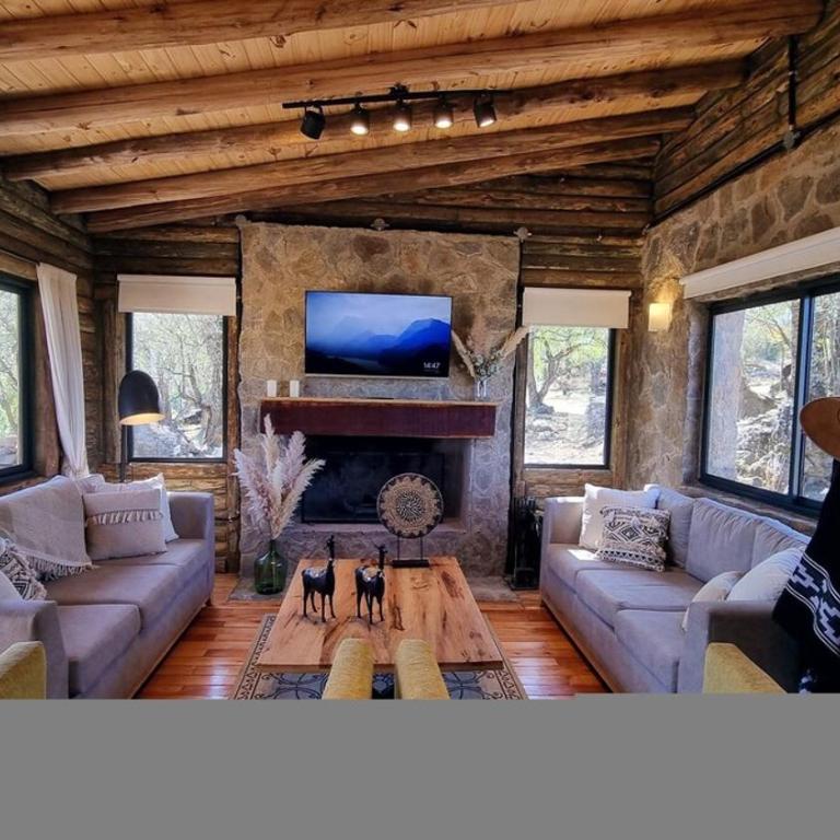 Cabaña de ensueño en las sierras de córdoba - Chalet de 3 dormitorios - 1