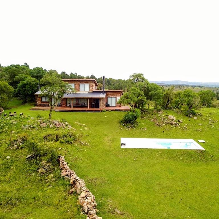 Cabaña de ensueño en las sierras de córdoba - Chalet de 3 dormitorios - 35