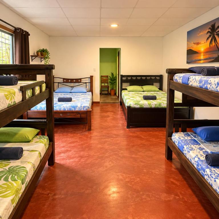Hostal Mafelo Taganga - Habitación Familiar con baño privado - 6