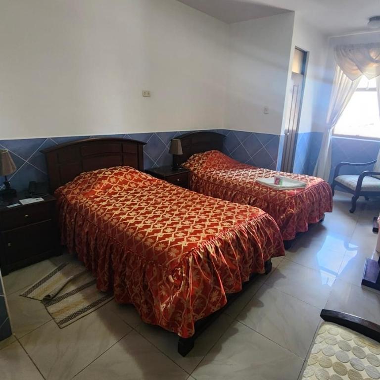 Hostelling Bustillo - Habitación Doble - 2 camas - 5