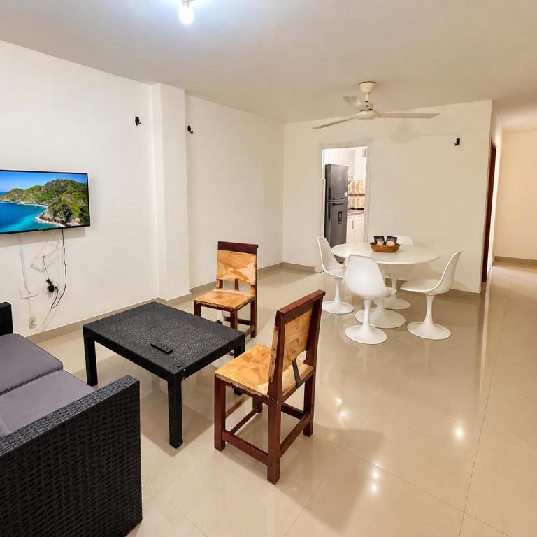 Hostal Mafelo Taganga - Apartamento Estándar de 3 dormitorios - 5