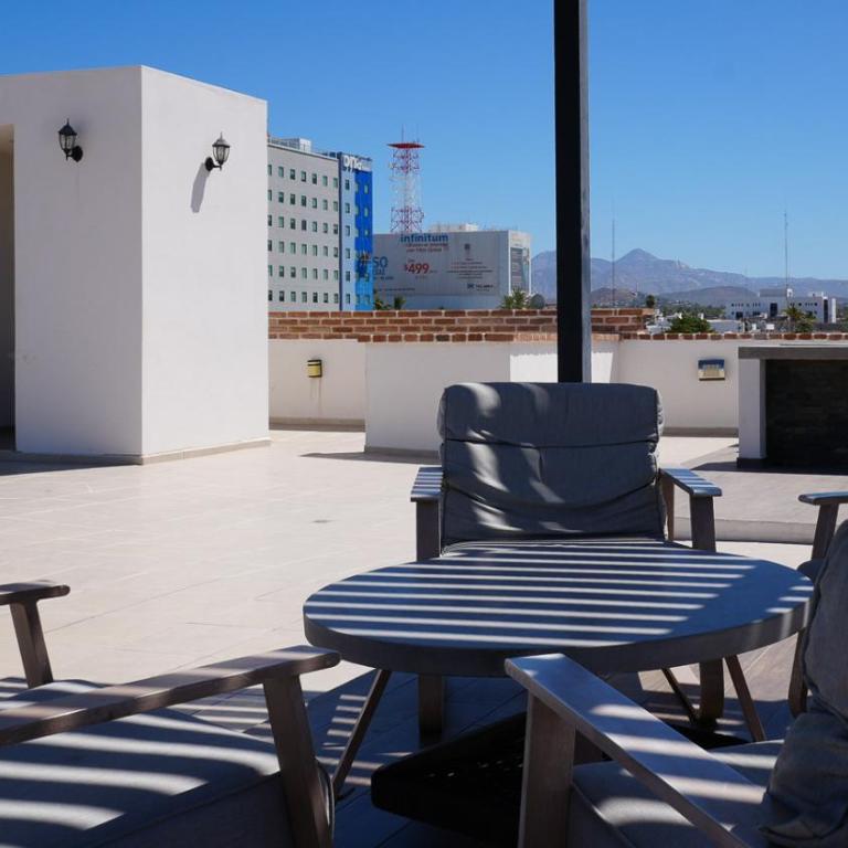 Casa Naya - 2BR Condo, Pool, Rooftop & Central - Suite Familiar - 21