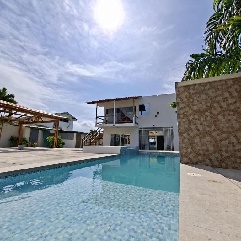 Suite frente al Mar con Acceso Directo a la Playa - Apartamento de 1 dormitorio - 1
