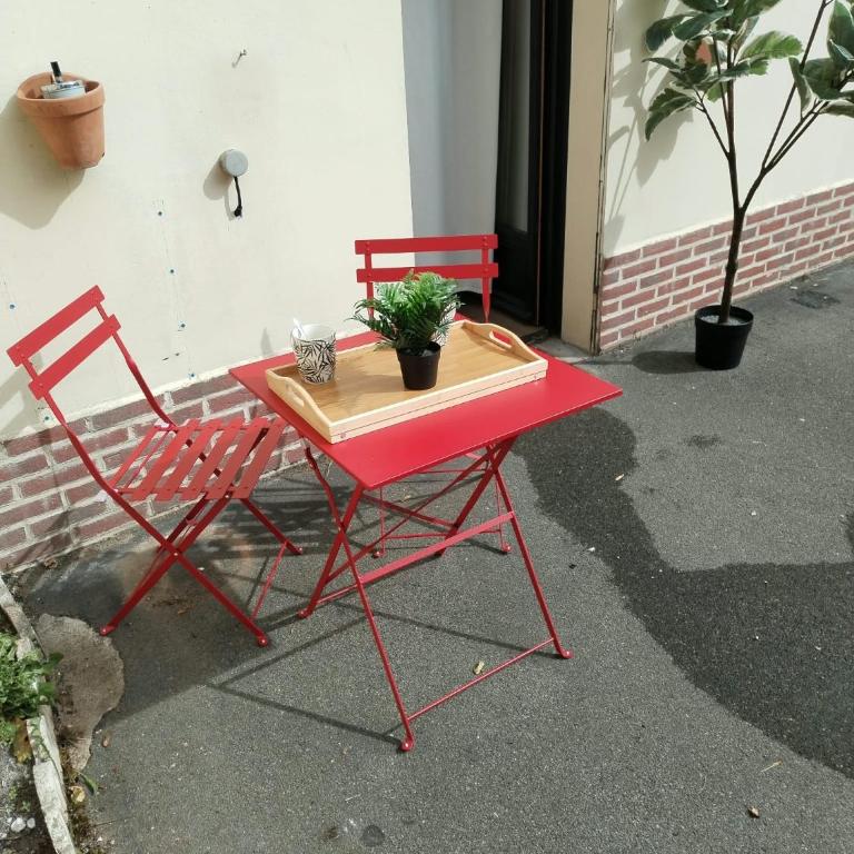Suite with Jacuzzi, Sauna & Round King Bed Amiens - Appartement 1 Chambre - 31