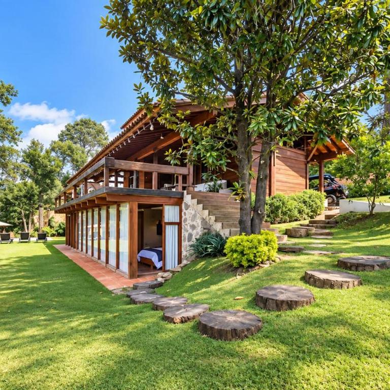 La Troje, Cabaña con jacuzzi en Avandaro - Six-Bedroom House - 1