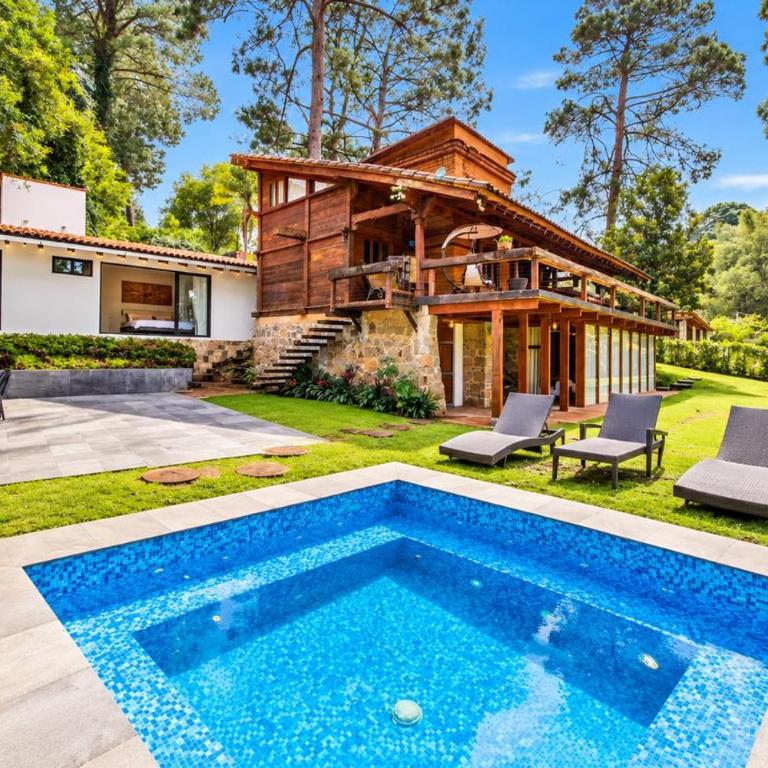 La Troje, Cabaña con jacuzzi en Avandaro - Six-Bedroom House - 24