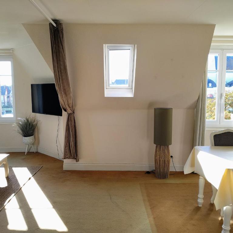 Magnifique appartement sur les jardins du Casino - Apartment mit 1 Schlafzimmer und Gartenblick - 19