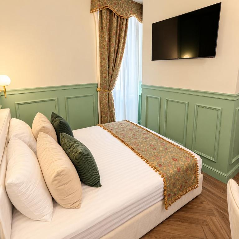 Hotel Aldobrandini - Suite Deluxe - 15