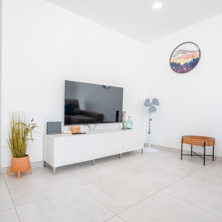 Casa Marlena - Private Terrace- 4 min to the beach by Lanzarote Vacation Homes - Villa con 3 Camere da Letto - 24