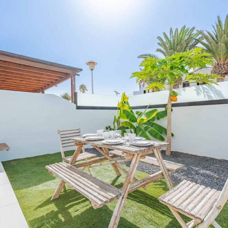 Casa Marlena - Private Terrace- 4 min to the beach by Lanzarote Vacation Homes - Villa con 3 Camere da Letto - 10