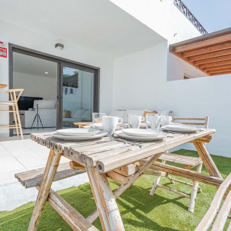 Casa Marlena - Private Terrace- 4 min to the beach by Lanzarote Vacation Homes - Villa con 3 Camere da Letto - 6