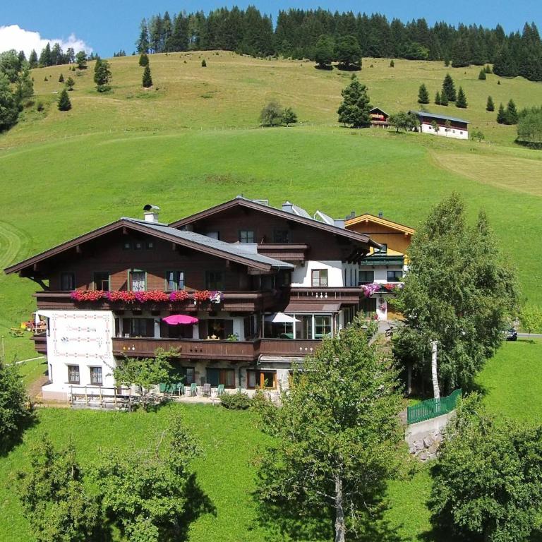 Large Apartment in Maria Alm with Terrace - Appartamento con 2 Camere da Letto - 2