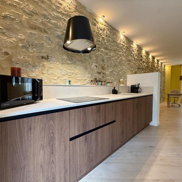Maison Timoreau - Luxury Apartments - Deluxe Two-Bedroom Apartment with Garden View - 6