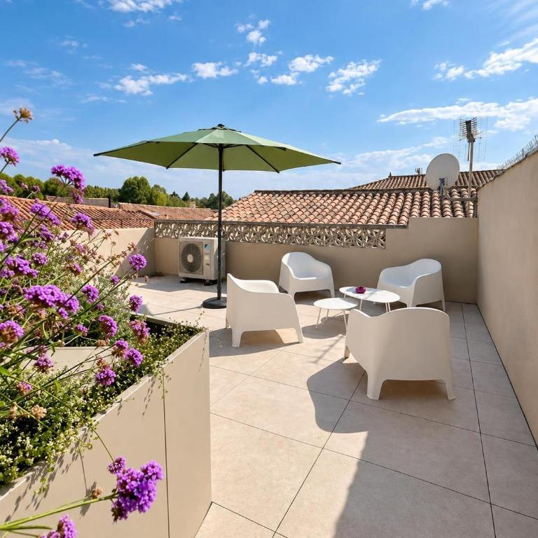 Maison Timoreau - Luxury Apartments - Superior Apartment with City View - 8