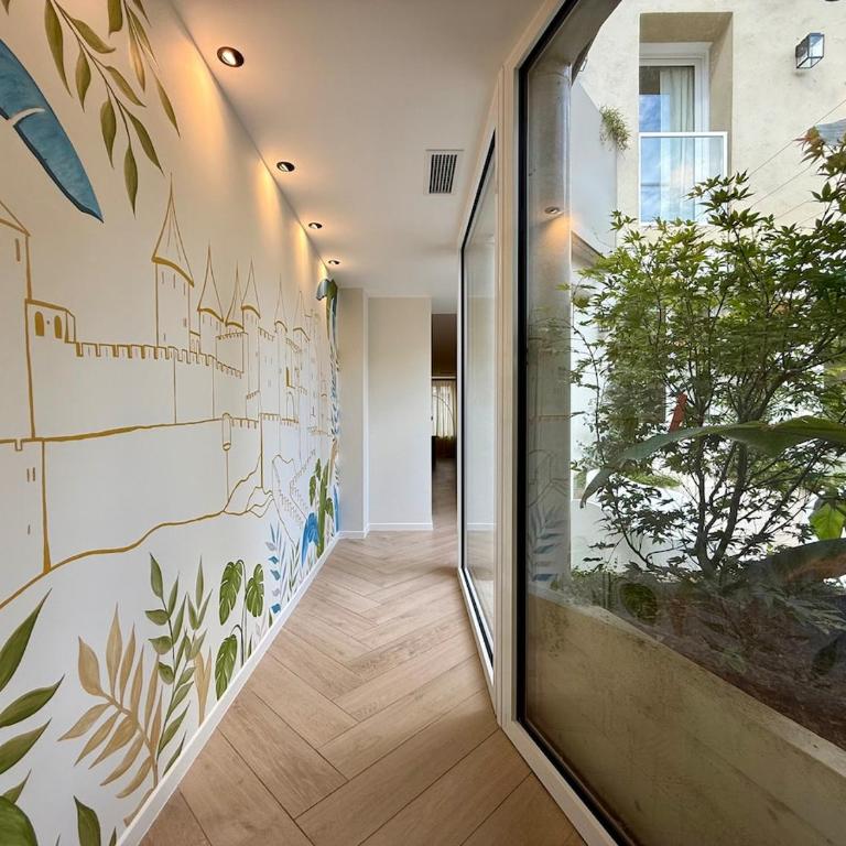 Maison Timoreau - Luxury Apartments - Deluxe Two-Bedroom Apartment with Garden View - 30