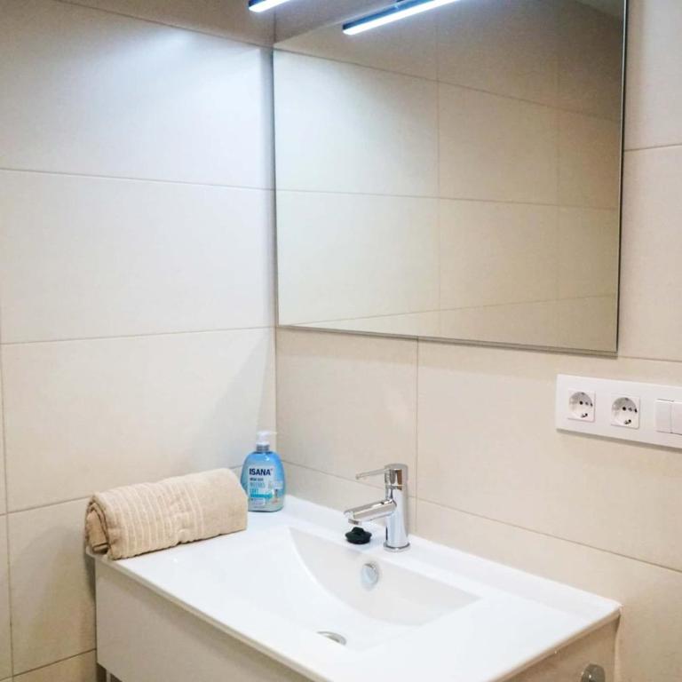 Spacest - Carrer de Josep Benlliure A - Apartamento - 24