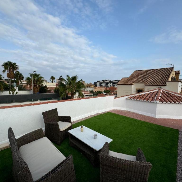 Villa Jardín Aguadulce con piscina privada - Villa - 11