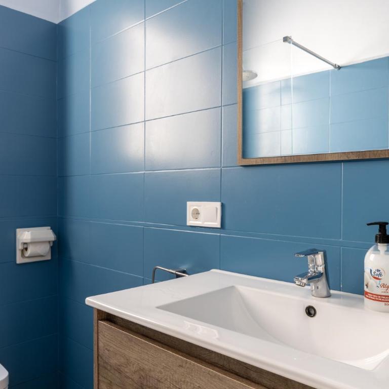 Trendy Penthouse by the Bullring - Apartamento - 41