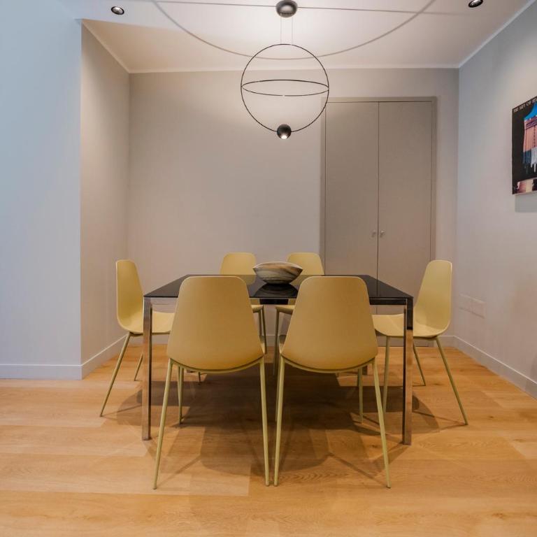 Residenze Napolitane - Appartamento Standard con 2 Camere da Letto - 4