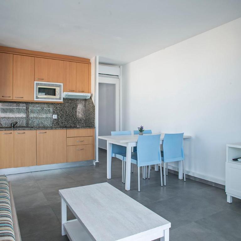 Inter Apartments - Apartment - 15