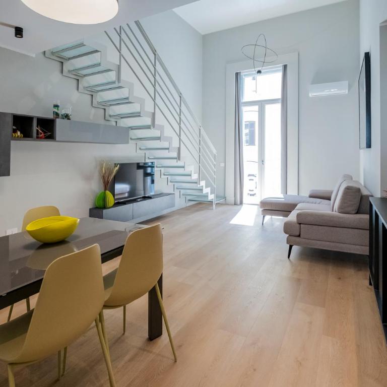 Residenze Napolitane - Appartamento con 2 Camere da Letto e Balcone - 12