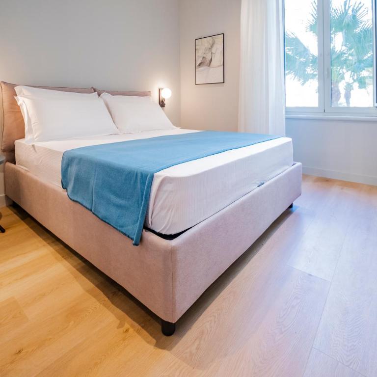 Residenze Napolitane - Appartamento Standard con 2 Camere da Letto - 13