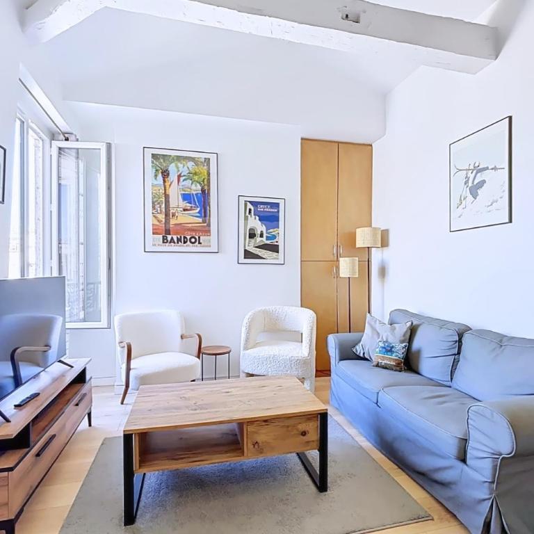 Cosy studio near Le Marais - Apartment - 1