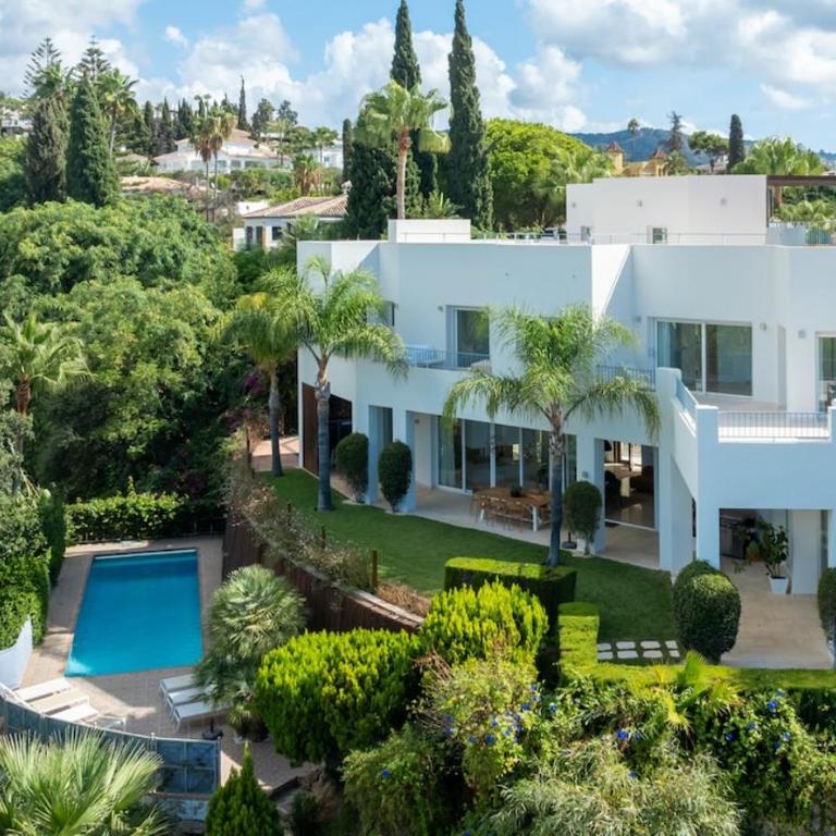 Breathtaking Views From Villa Near Beach - Heated - Villa - 25