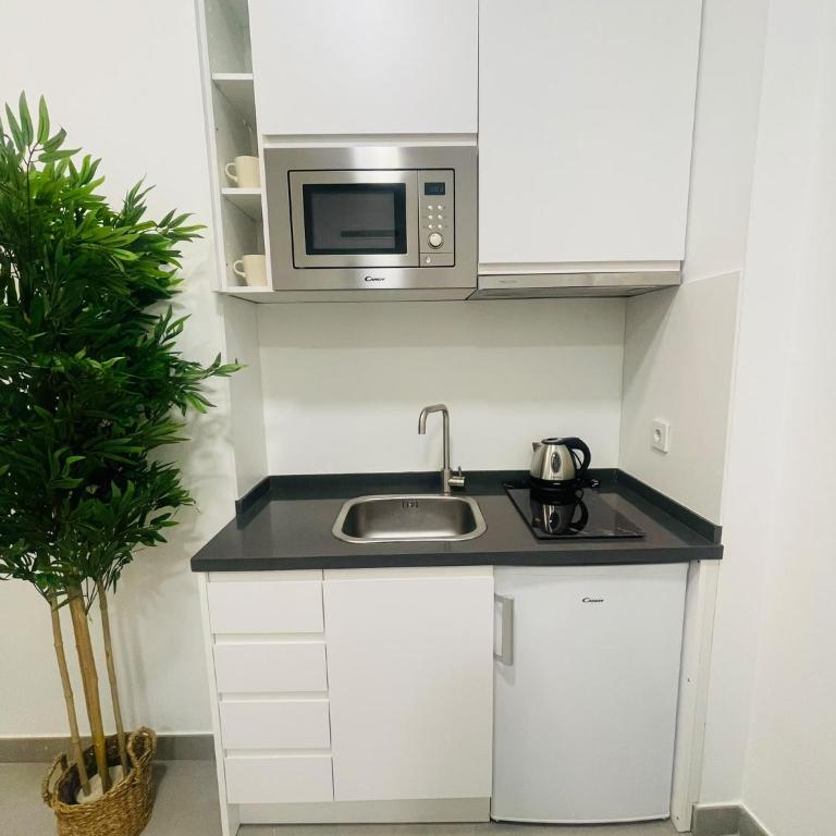 Residencia & Suites REST Triana Alfareria 100 - Estudio Deluxe - 5