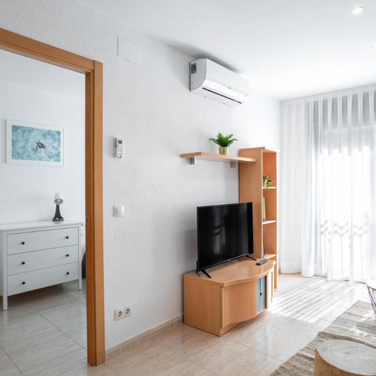 New, sunny& central apartment -130m from the beach - Appartement 1 Chambre - 2