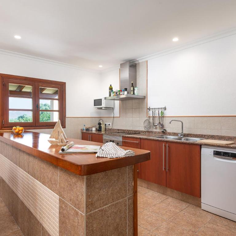 Sea Views Villa, Pou d'Ambroitx, With Pool and Garden in Alcudia - Villa mit 3 Schlafzimmern - 14