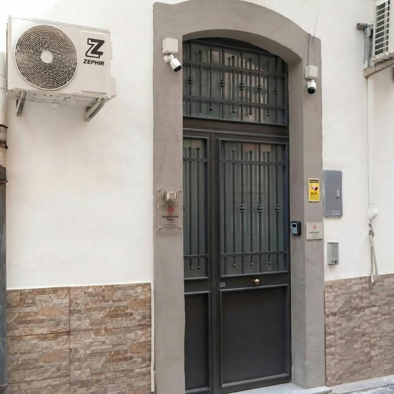 Fiorentino's House - Catania City Centre - Two-Bedroom House - 29