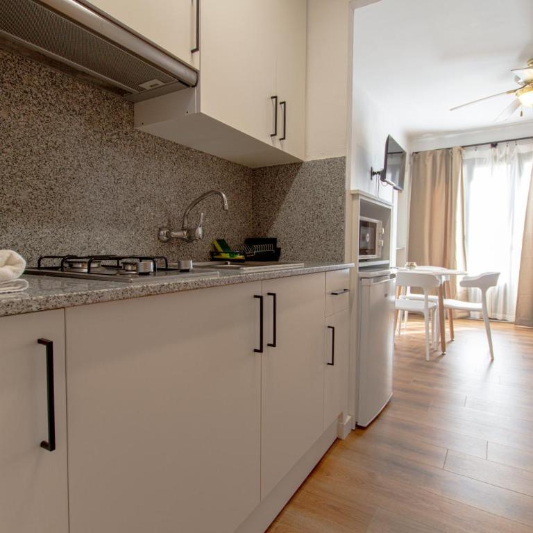 Apartamentos El Sol II - Estudio con balcón - 12