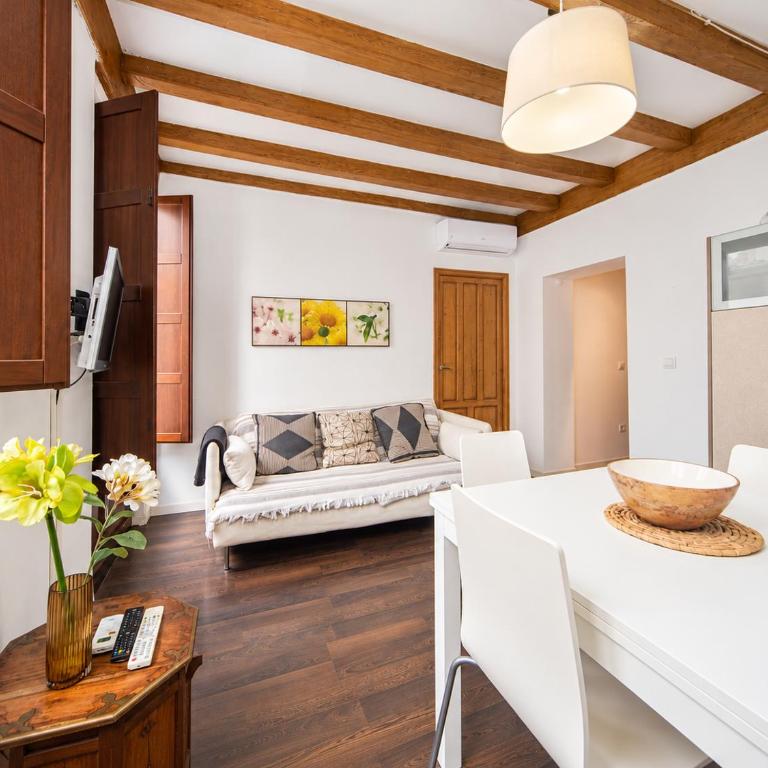 Rodrigo Campo Suites en el centro de Granada y a 10 min de la Alhambra y - Two-Bedroom Apartment - 12