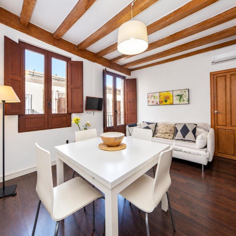 Rodrigo Campo Suites en el centro de Granada y a 10 min de la Alhambra y - Two-Bedroom Apartment - 13