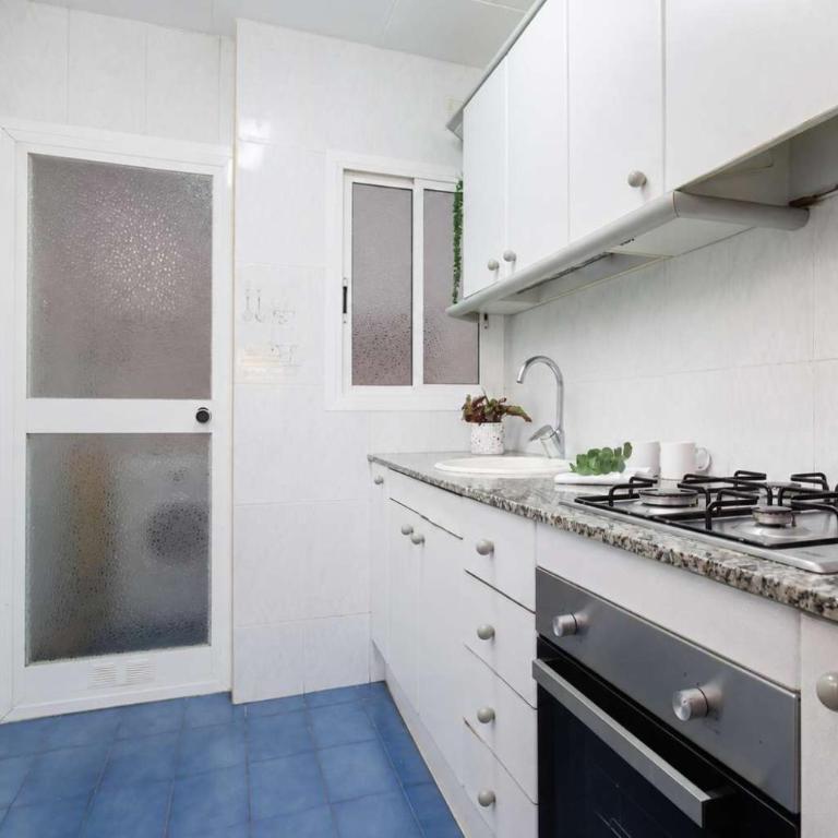 The Collection Barcelona - Comfortable 3BD in Sagrada Familia with terrace - Apartment - 11