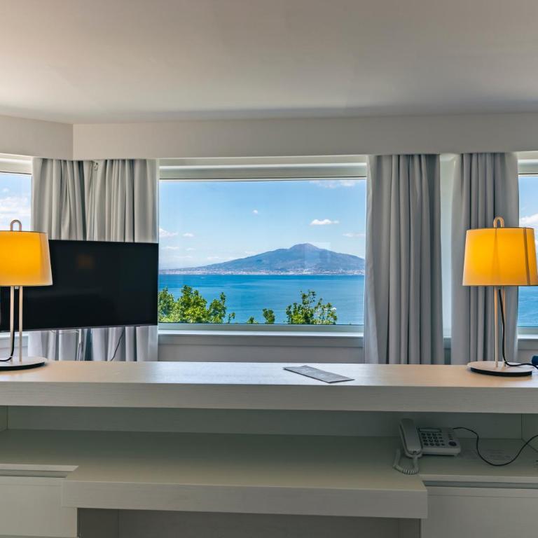 Unique View Villa with Private Pool near Sorrento - Villa with Sea View - 17
