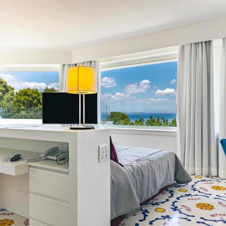 Unique View Villa with Private Pool near Sorrento - Villa with Sea View - 15