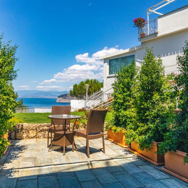 Unique View Villa with Private Pool near Sorrento - Villa with Sea View - 95