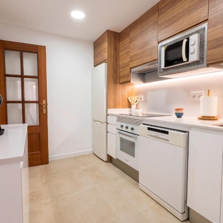 Apartamento Ciudad Jardín con PARKING - Apartamento de 3 dormitorios - 8
