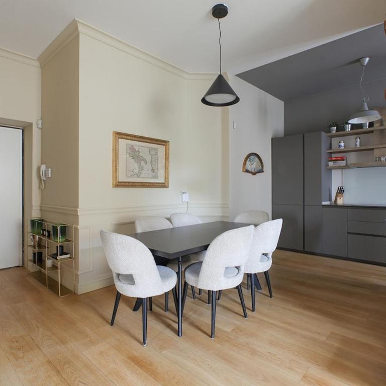 HACCA Collection - Elegant 2BR, 2 King Suites, Porta Venezia - Appartamento con 2 Camere da Letto - 2
