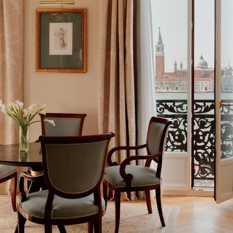 Danieli, Venezia, A Four Seasons Hotel - Premium Lagoon View Suite - 3
