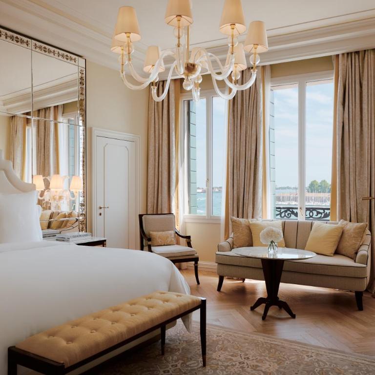 Danieli, Venezia, A Four Seasons Hotel - Premium Lagoon View Room King - 1