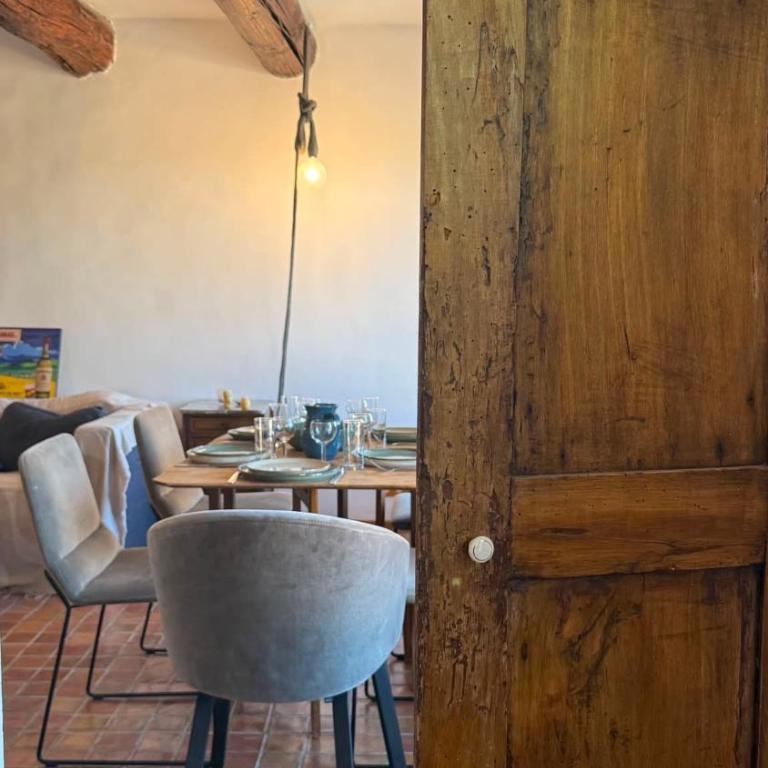 Duplex with terrace and air conditioning - Appartement 2 Chambres - 33
